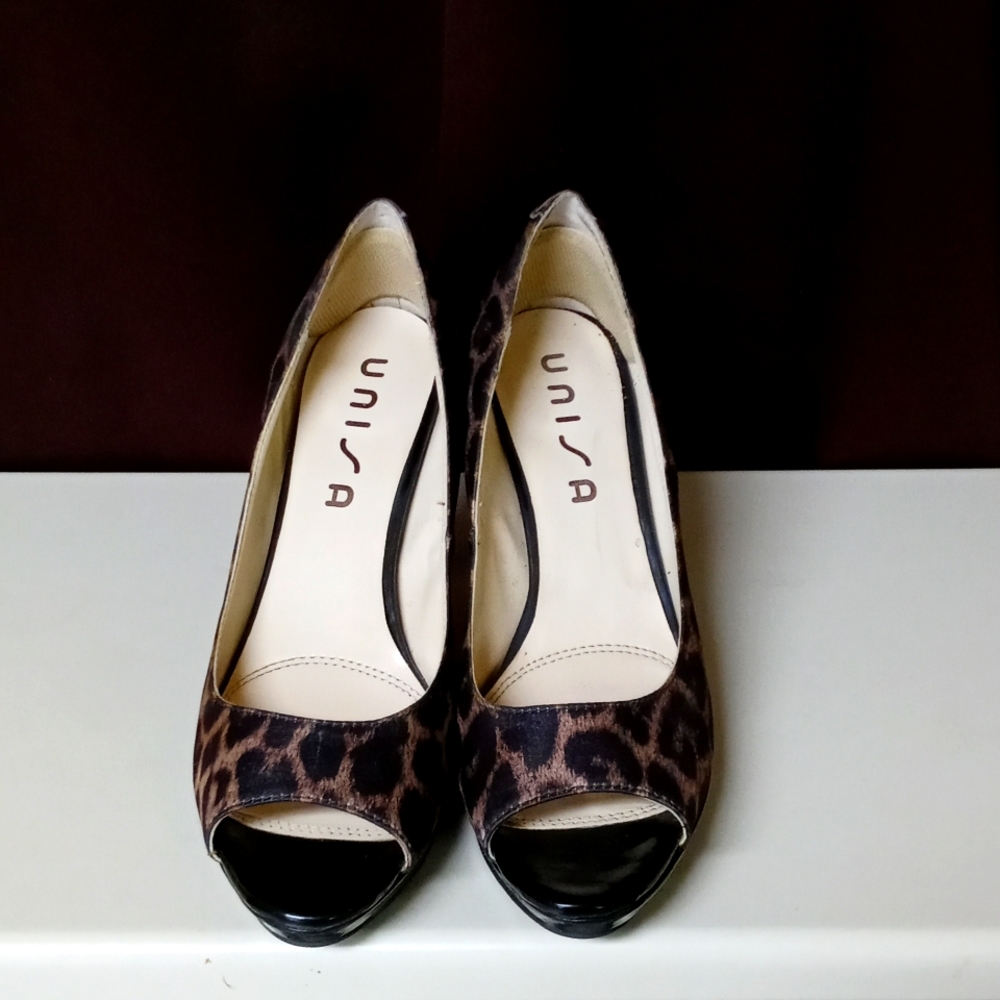 Unisa Leopard print Shoes 8.5M